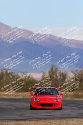 media/Mar-07-2025-Doghouse Garage (Fri) [[49b84848fa]]/4-Beginner Group/Session 1 (Lead-Follow)/